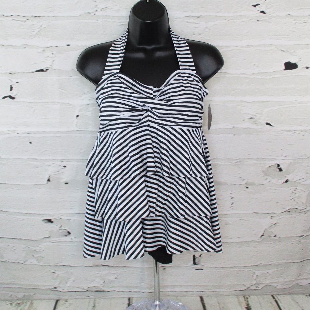 Avid Love 2 Piece Flounce Halter Tankini Swimsuit